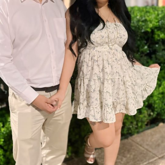https://dayanaycarlos.com/wp-content/uploads/2024/06/Carlos-y-dyanai-540x540.jpg